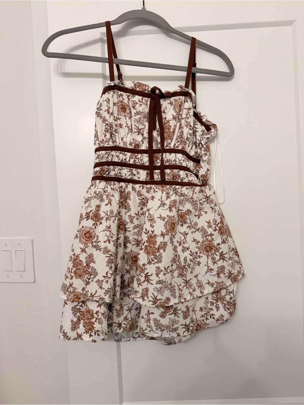 Francesca's Collections White Floral Tiered Sundress with Brown Trim